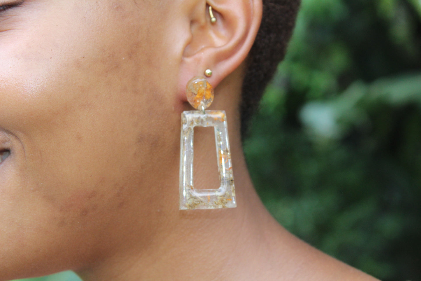 Tea Essence Two-Step Earrings