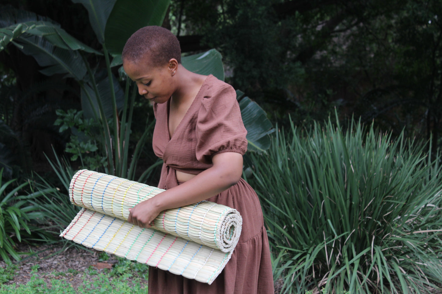 “Legogo” Handwoven African Thatch Mats