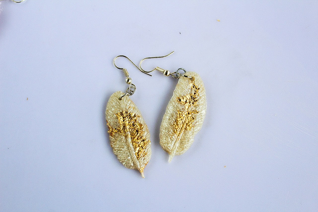 Nature-Inspired Leaf Earrings – Effortless Elegance